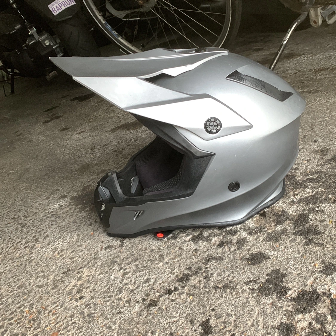 Hjälm XS 500kr - 90