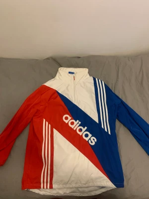 Addidas tröja L - Addidas tröja L 