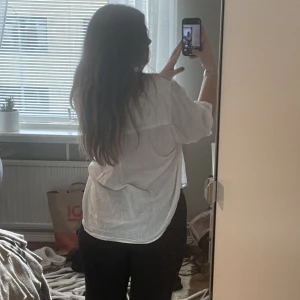 Linneskjorta  - Fin linneskjorta ifrån hm Stl 42