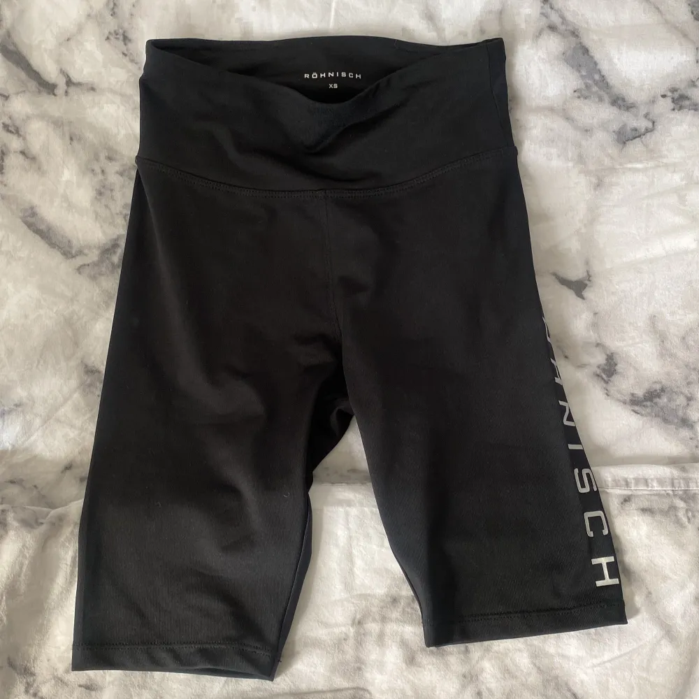 Röhnisch Träningsshorts/cykelbyxor helt nya, endast testade. Shorts.