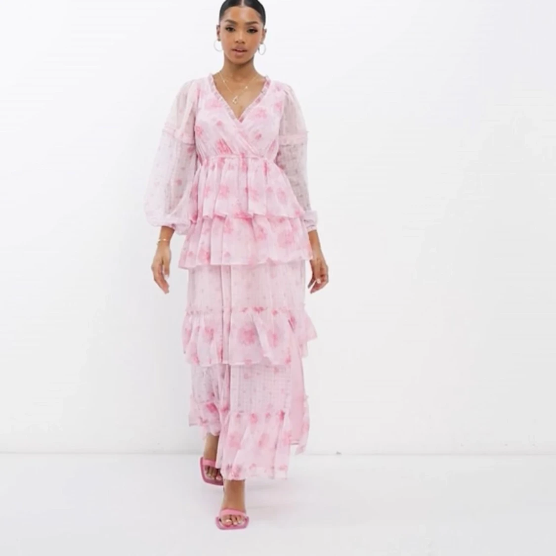 Rosa klänning från Asos storlek 36