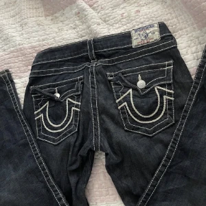  True religion jeans - Kommer ej till användning och känner att jag bör sälja dom, de är väldigt sällsynta