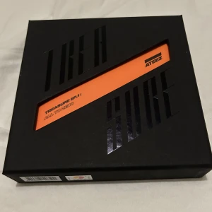 Ateez treasure ep.1 album - Allt ingår! (Bara det som syns i andra bild!)