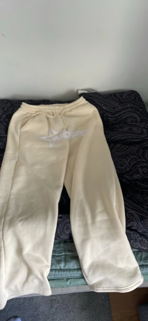 Nofs tracksuit - Aldrig använd storlek M 