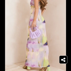 Långklänning - Storlek XS (size 4) säljer pga för liten och tight, aldrig använd