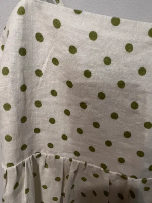 Linne klänning  - Oanvänt 