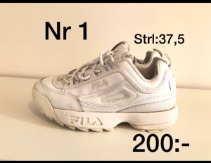 Skor - Hej Om man är intresserad av skor skriver man bara siffran 1, 2 elr 3 så skickar vi paketet till dig 