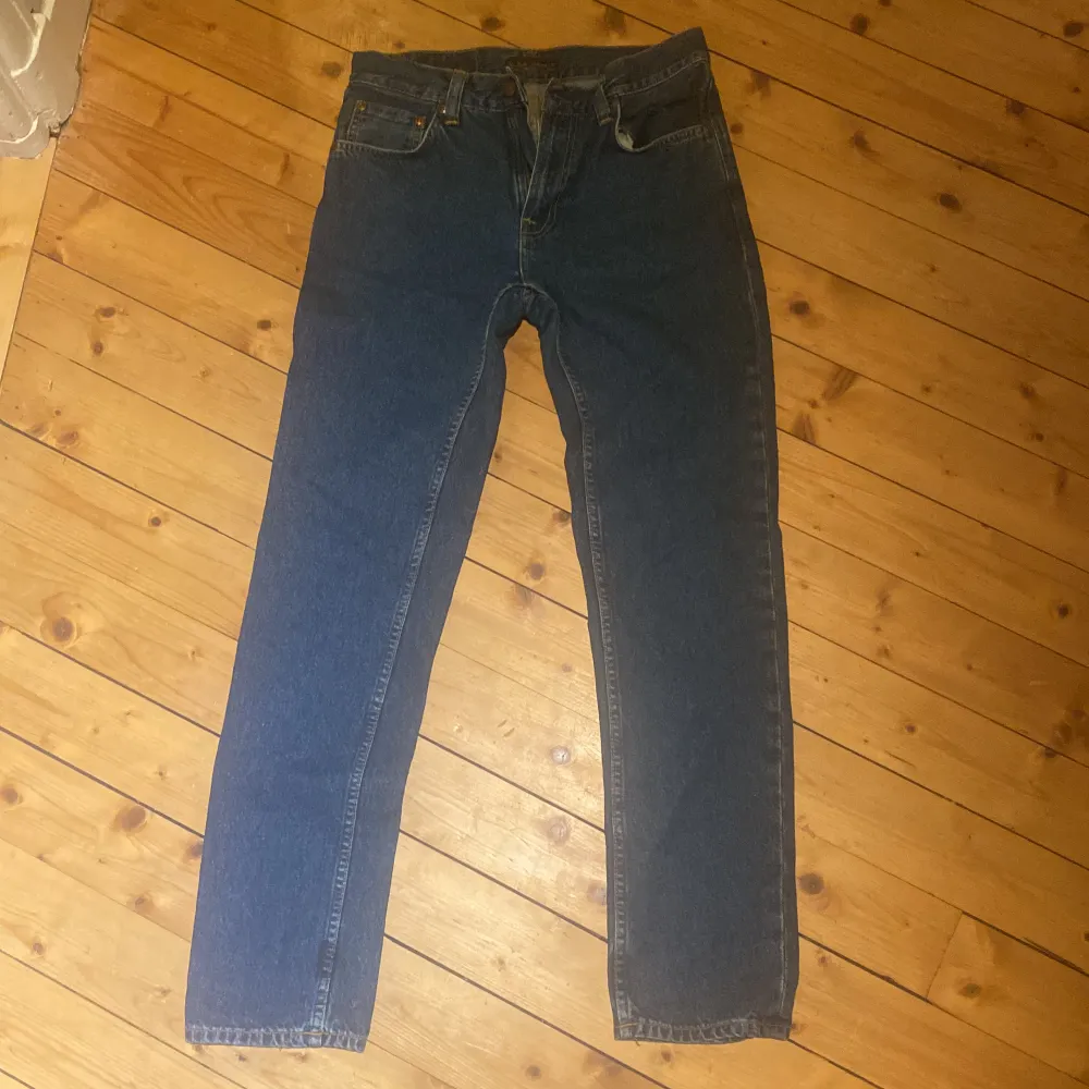 Nudie jeans köpta för 1500kr. Använt skick 9.5/10. Jeans & Byxor.