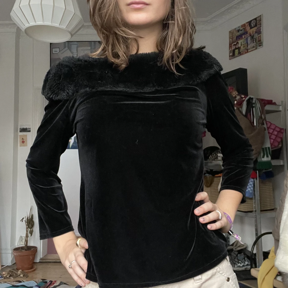 Of-shoulder topp  - 90