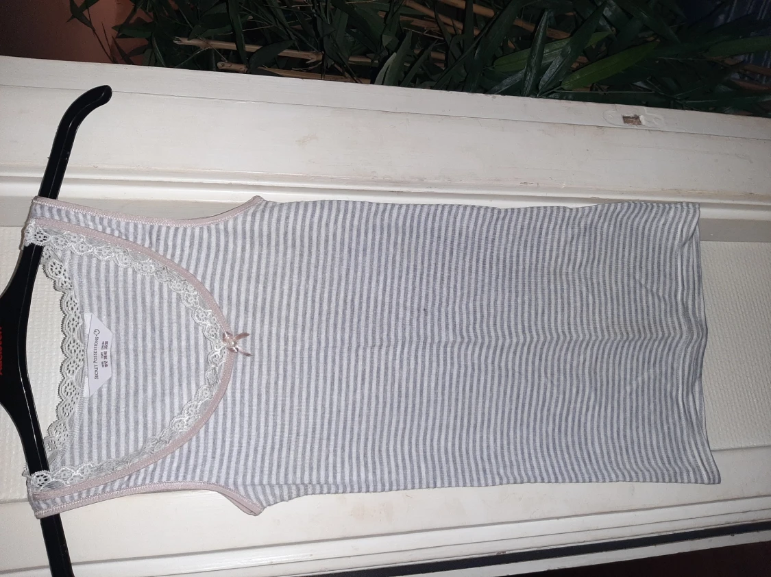 Linne Secret Posessions - 90