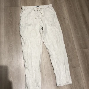 Zara linnebyxor - Linnebyxor ifrån zara