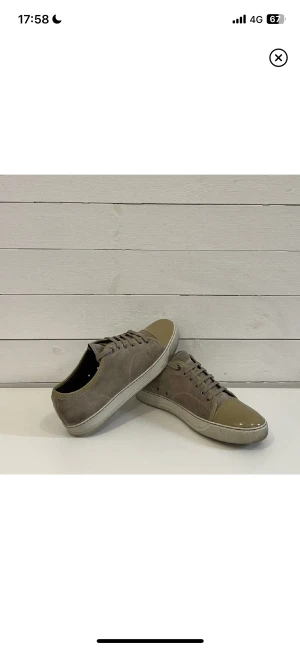 Lanvins - Riktigt fräsha och snygga lanvins skick 8,5/10 vid snabb affär kan jag gå ner i pris lite scratchade på cap toen