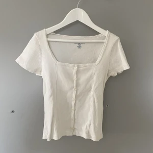 Top Brandy Melville - top från brandy melville, använts i ca 1.5 år 