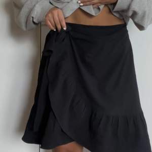 Superfin omlott kjol från vero moda.