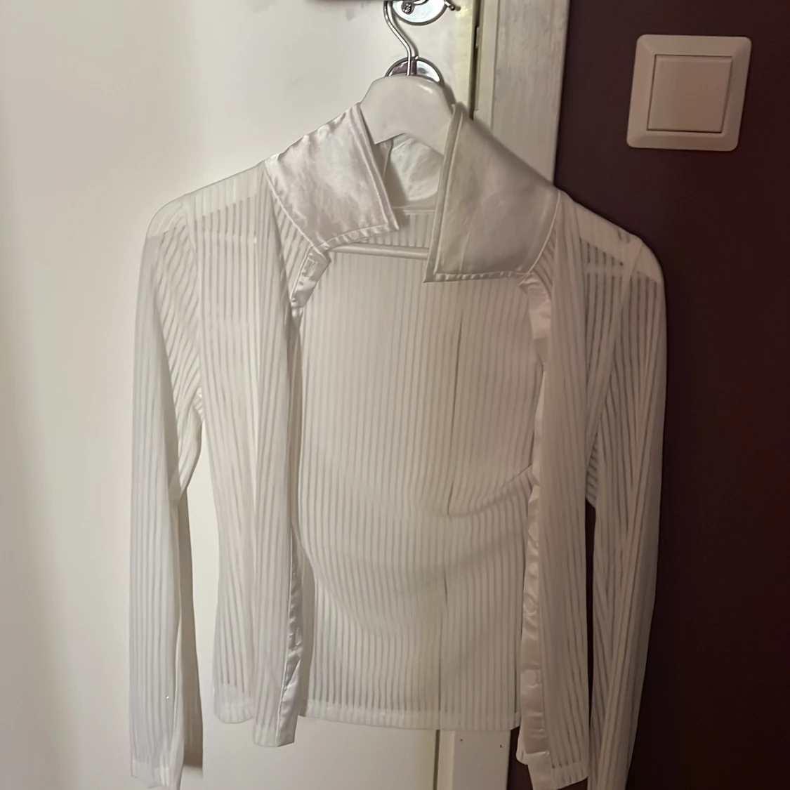 Vit randig blus/skjorta