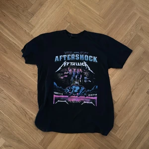 Metallica t-shirt  - 10/10 skick