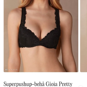 Intimissimi bh - Supersnygg intimissimi bh som endast är använd en gång. 
