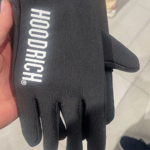 Hoodrich handskar - Säljer åt min bror 💓 Buda 💓