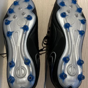 Nike Tiempo Legend AG pro - Nya. Provade 1 gång. Nypris 1900kr 