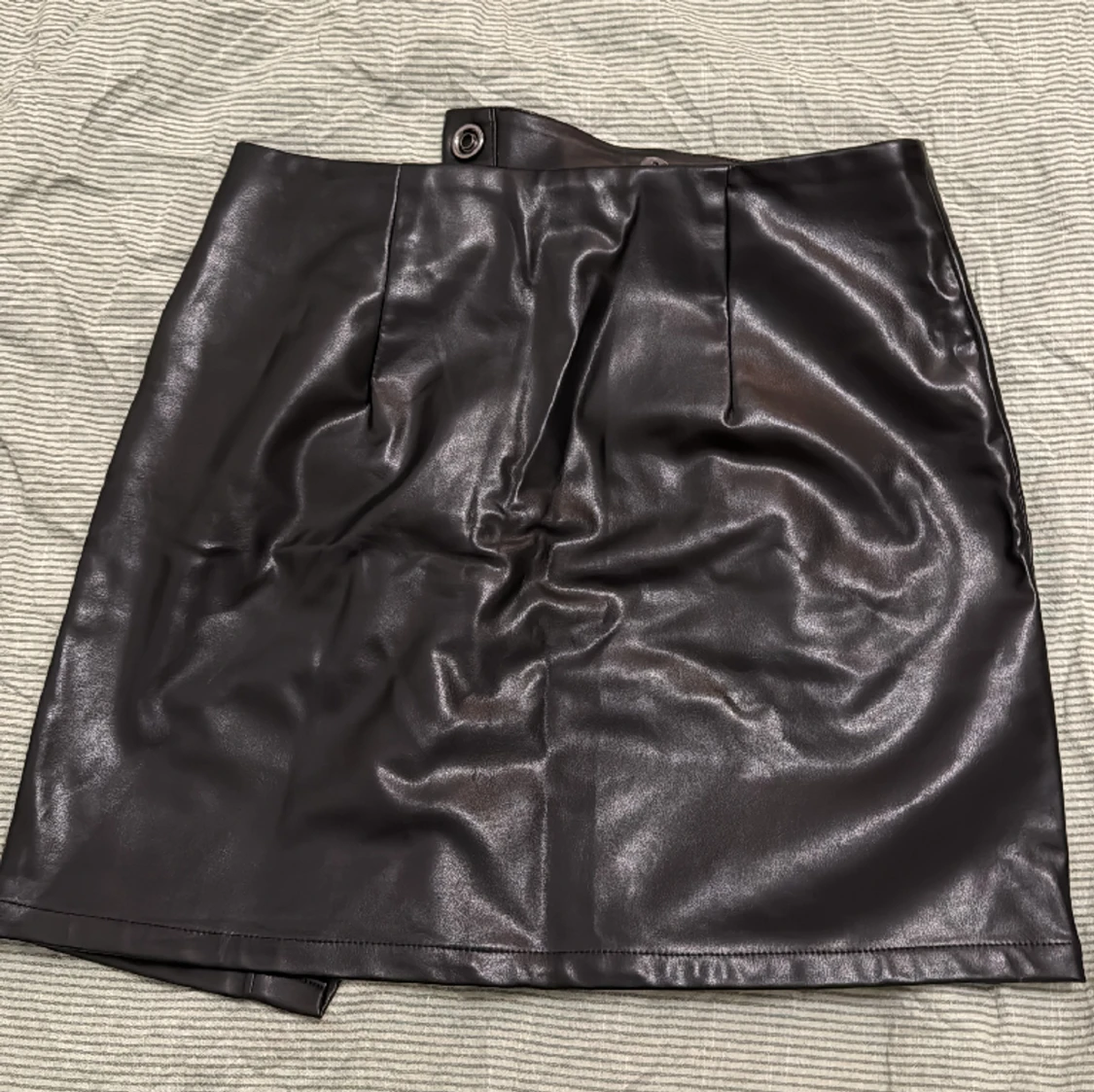 Faux läderkjol - 91