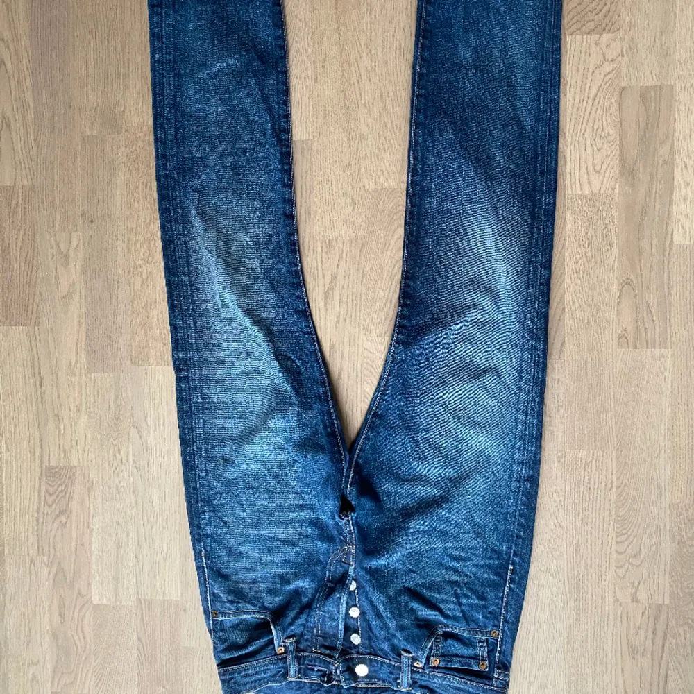 Snygga trendiga Levis 501 jeans stl 30/32. Jeans & Byxor.