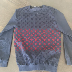 Louis Vuitton tröja  - Har använt några gånger 