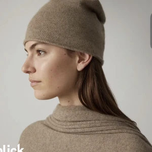 Söker  - Söker denna mössa från Lisa Yang in färgen på bilden 🥰🥰