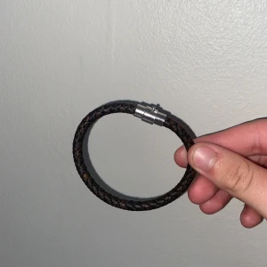 Brown Leather bracelet  - Brunt läder armband
