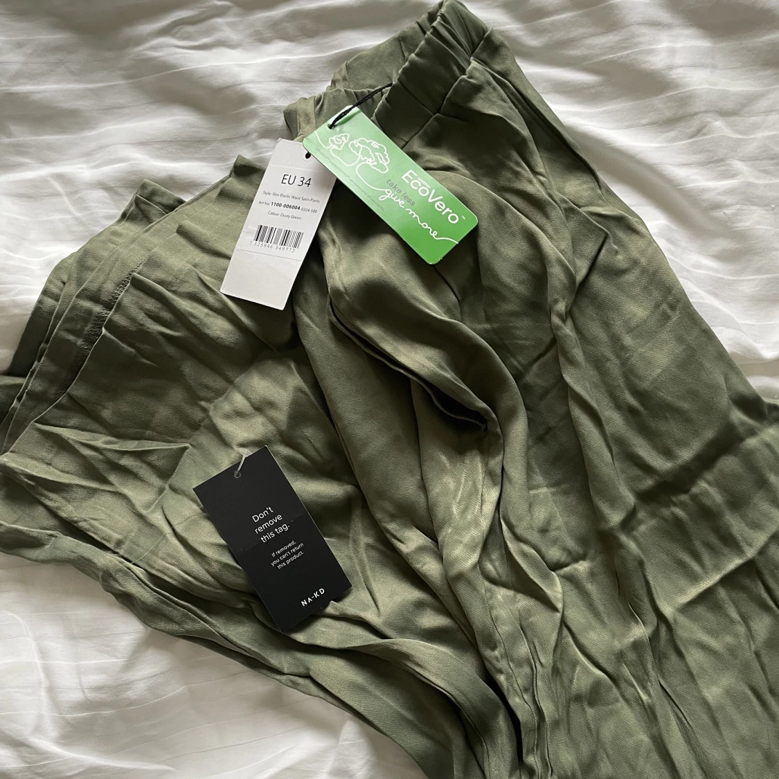 Gröna satinbyxor - 91