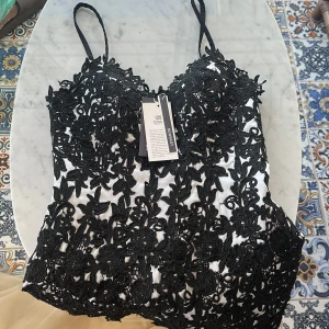 Balklänning  - Helt ny oanvänd, passade inte så säljer vidare nu. Från sunvary 