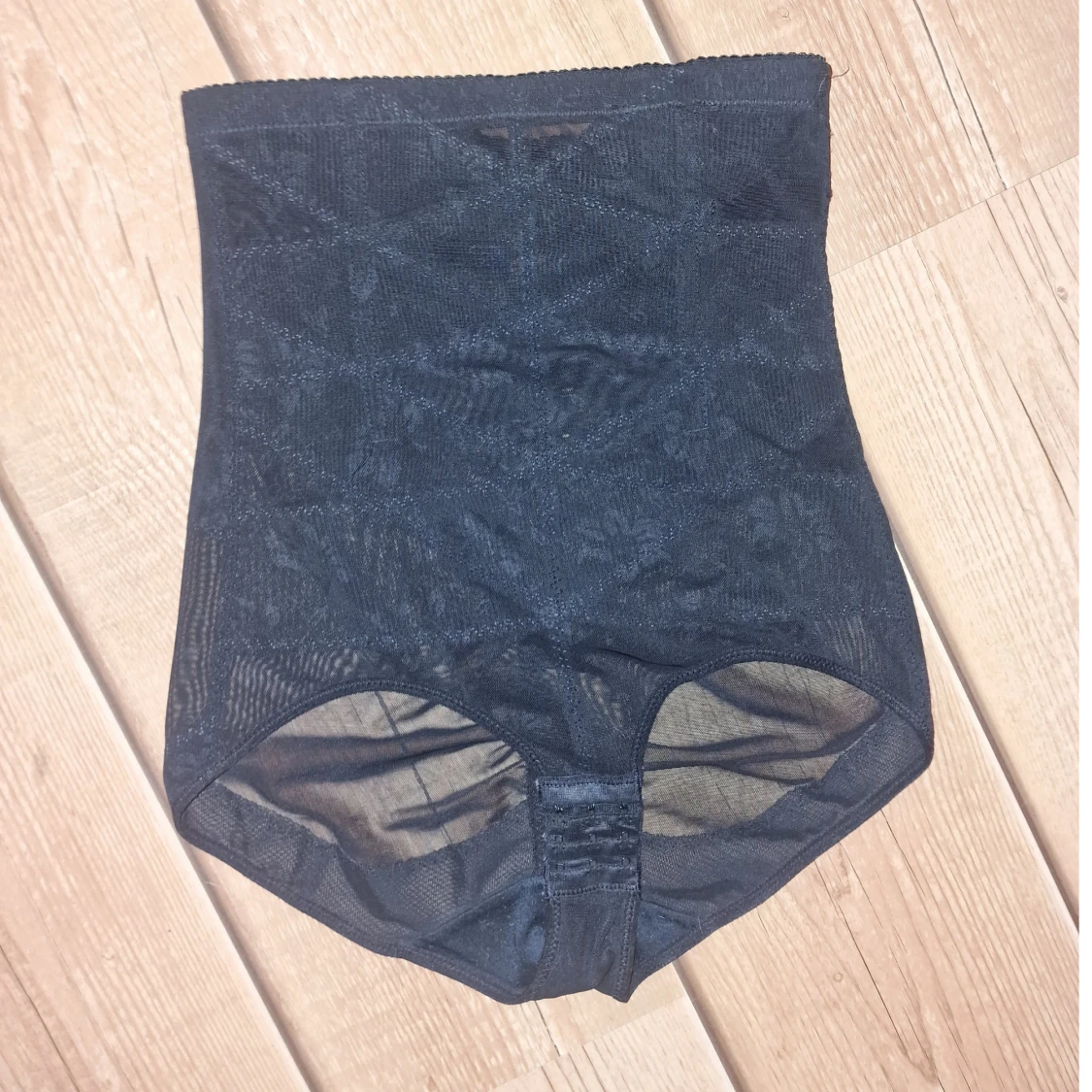 Sexigt exklusivt shapewear trosor storlek L - 90