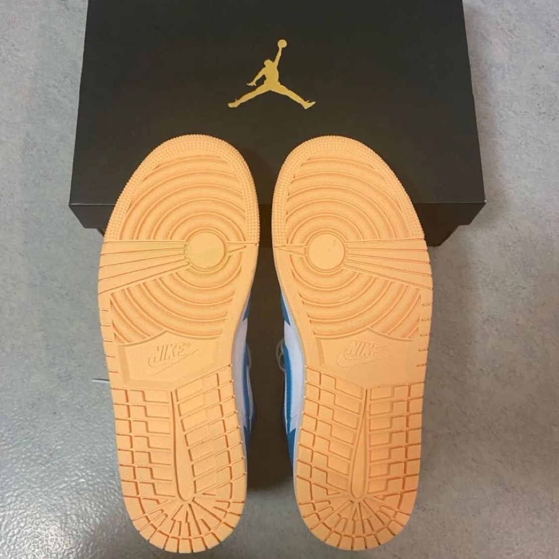 Jordan 1 Aquatone - 91