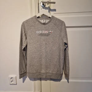 Adidas sweater - Swestshirt från Adidas