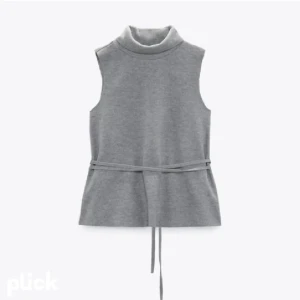 Zara tröja - Superfin grå tröja ifrån zara passar strl s/m 💕 använd köp nu!❤️ OBS, snöret runt om är borttappat 