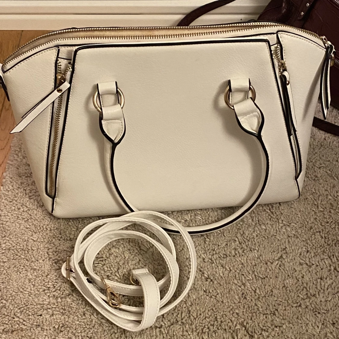 Vit handväska  - 91