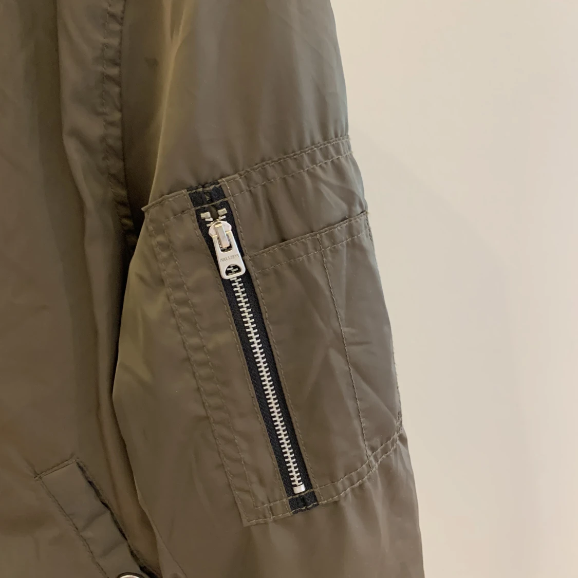 Grön bomberjacka - 91