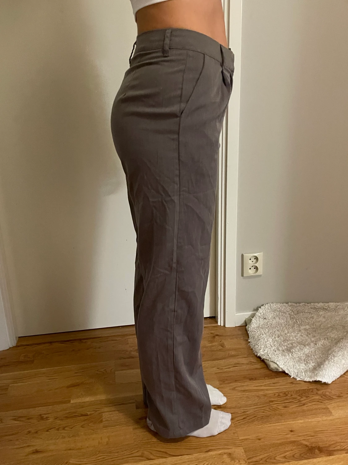 Kostymbyxa grå  - 90