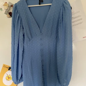 Klänning vero Moda Stl M - Enbart provad, nypris 479:- passar även S.