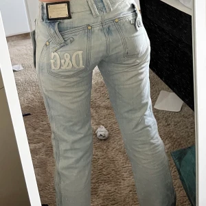 dolce gabbana jeans - Rakt över 42 cm Innerbenslängd 81