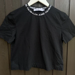 Calvin Klein - Strl xs