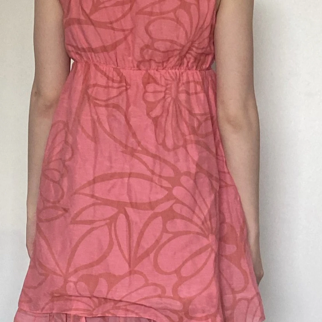 Kort klänning med blommor - 90