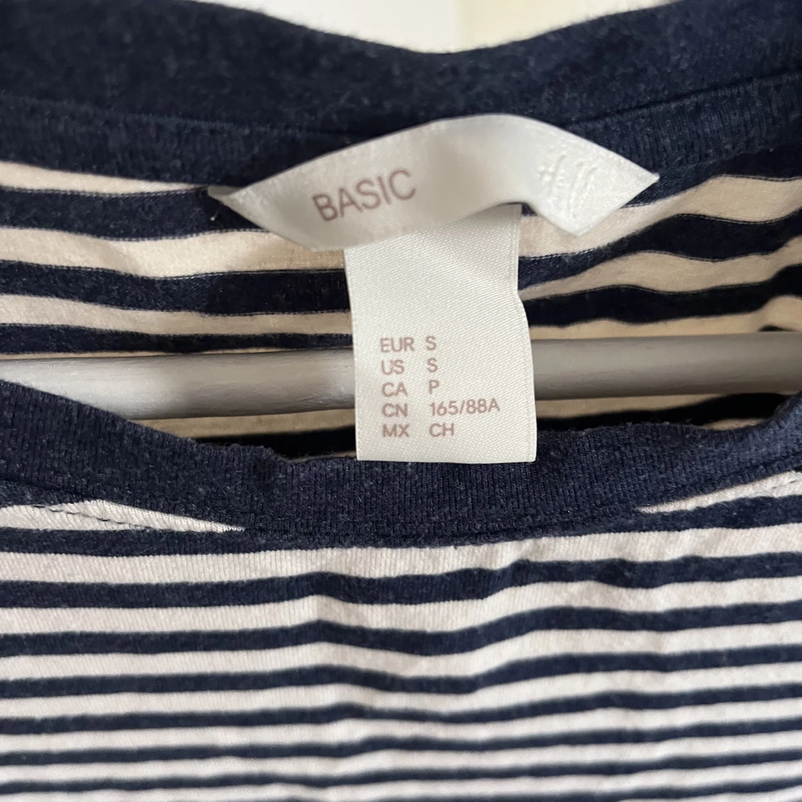 Blårandig klänning - 90