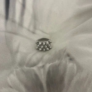 Edblad silver ring - Jätte fin Edblad ring! Inga större defekter, stl M 17,5 mm🪩hör av dig vid intresse! Betalning sker via swish💗