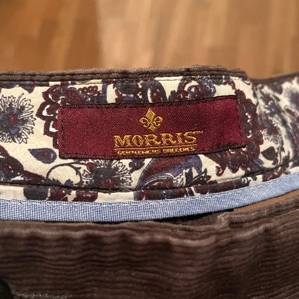 Morris chinos, nypris runt 2000kr, bra skick. Jeans & Byxor.