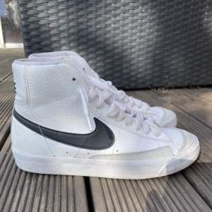 Nike blazer i bra skick 