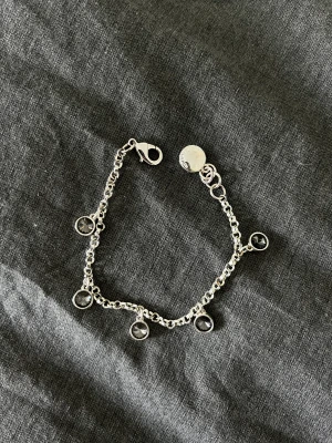 Armband  - Armband från snö of sweden ! Silver 