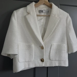 Topp - Super söt topp fram zara