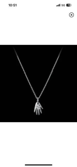 Maria Nilsdotter - Sjukt snyggt halsband från Maria Nilsdotter!💞