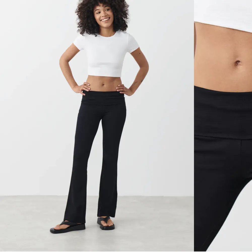 säljer mina oanvända svarta yogapants från Gina Tricot. De är ifrån serien soft touch och är de skönaste byxorna jag någonsin haft på mig. säljer då jag beställde två i samma storlek🤍. Jeans & Byxor.