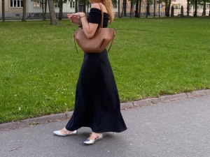 Polene cyme mini - Säljer min väska från Polene, modell cyme mini. Använd Max 10 gånger, som ny. Dustbag & låda finns 🫶🏽